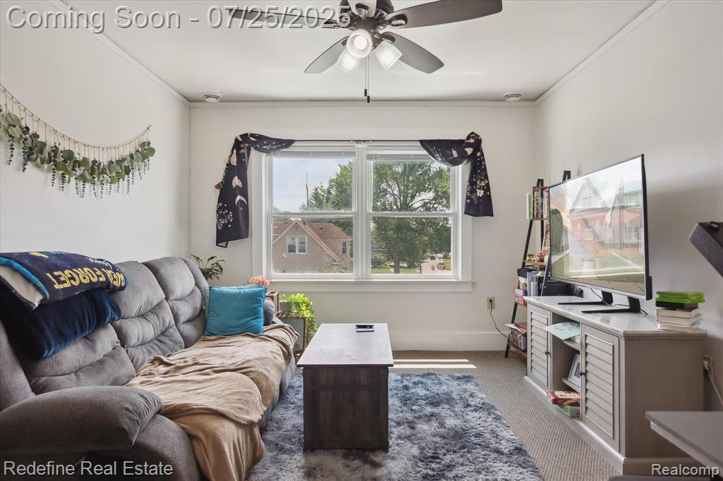 566 Poplar Street, Wyandotte, MI 48192 — Photo 13