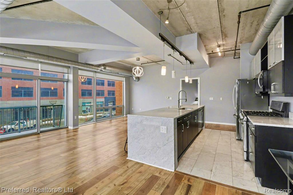 3670 Woodward Avenue, #4/201, Detroit, MI 48201 — Photo 11
