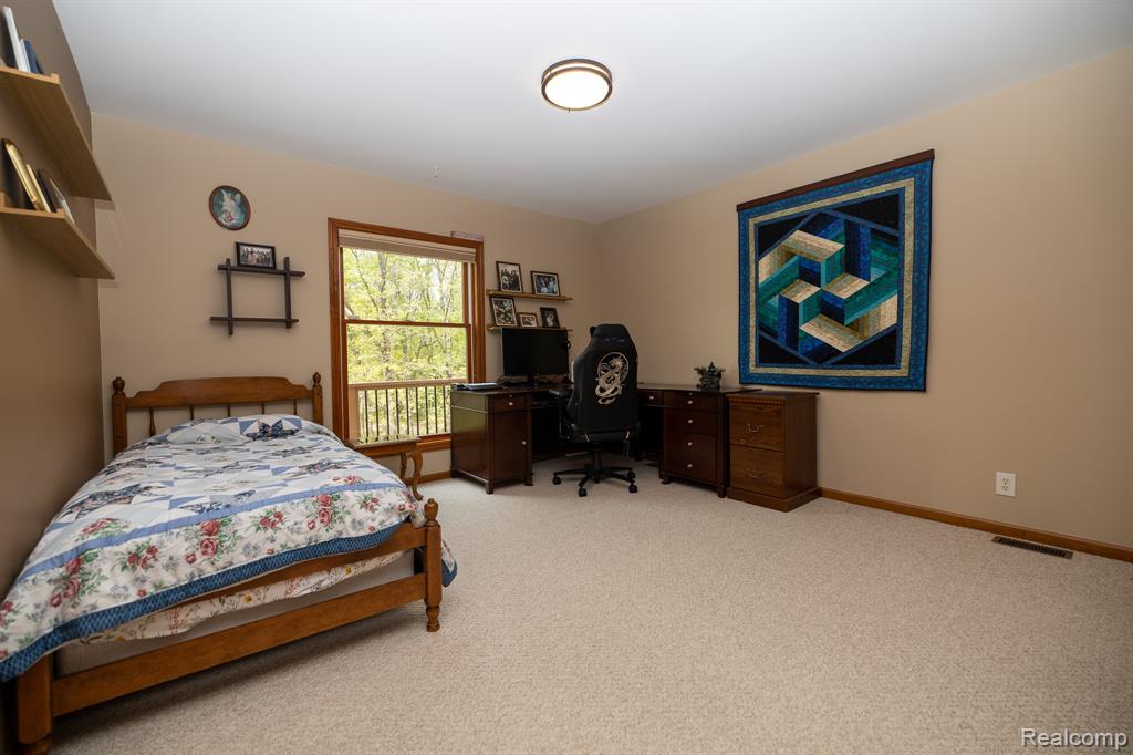 321 Elio, Highland, MI — Photo 27