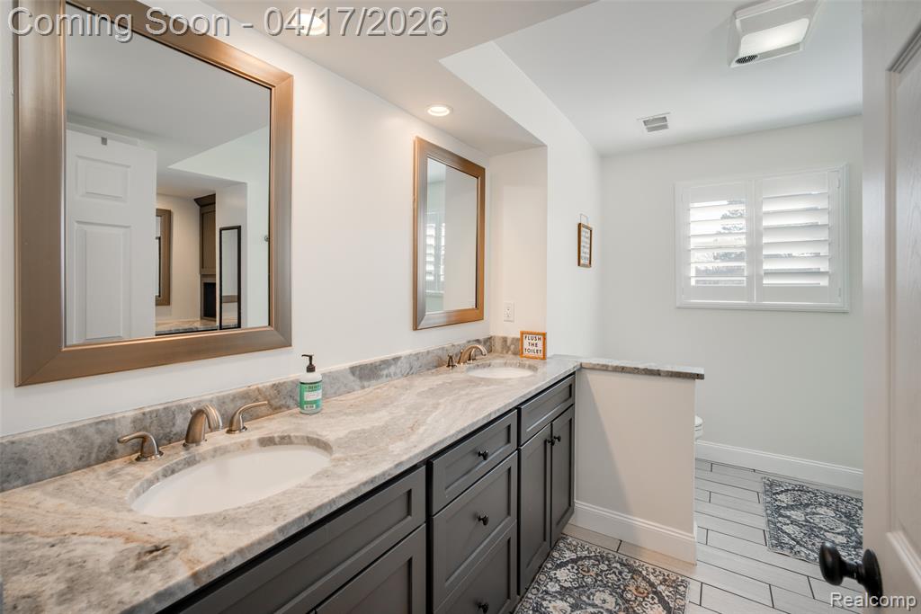 82 Granada Drive, White Lake, MI — Photo 22