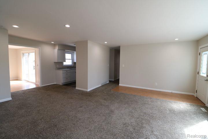 735 MAPLE Drive, Columbiaville, MI 48421 — Photo 5