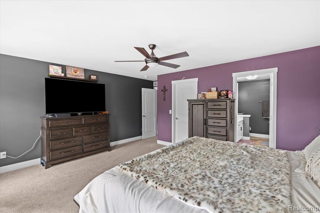 552 Hewitt Street, Howell, MI 48843 — Photo 25