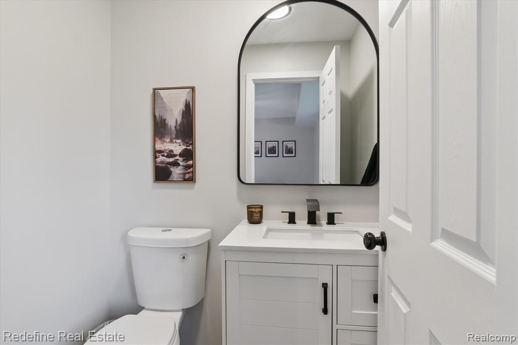 8416 Arlis Avenue, Commerce Twp, MI 48382 — Photo 16