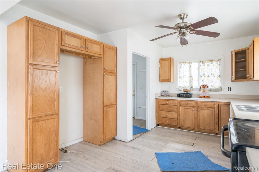 18410 Inkster Road, Redford, MI 48240 — Photo 5