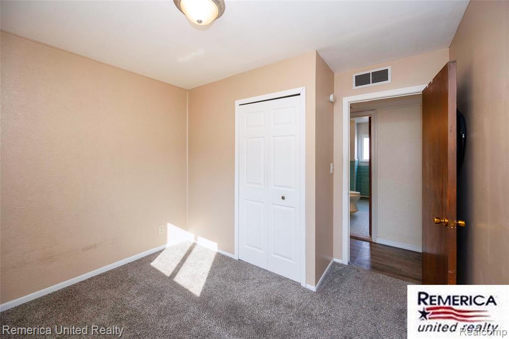 4665 Lincoln Boulevard, Dearborn Heights, MI 48125 — Photo 8