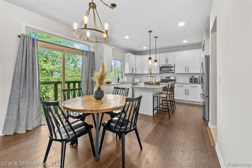5401 Aberdeen Court, Clarkston, MI 48348 — Photo 12