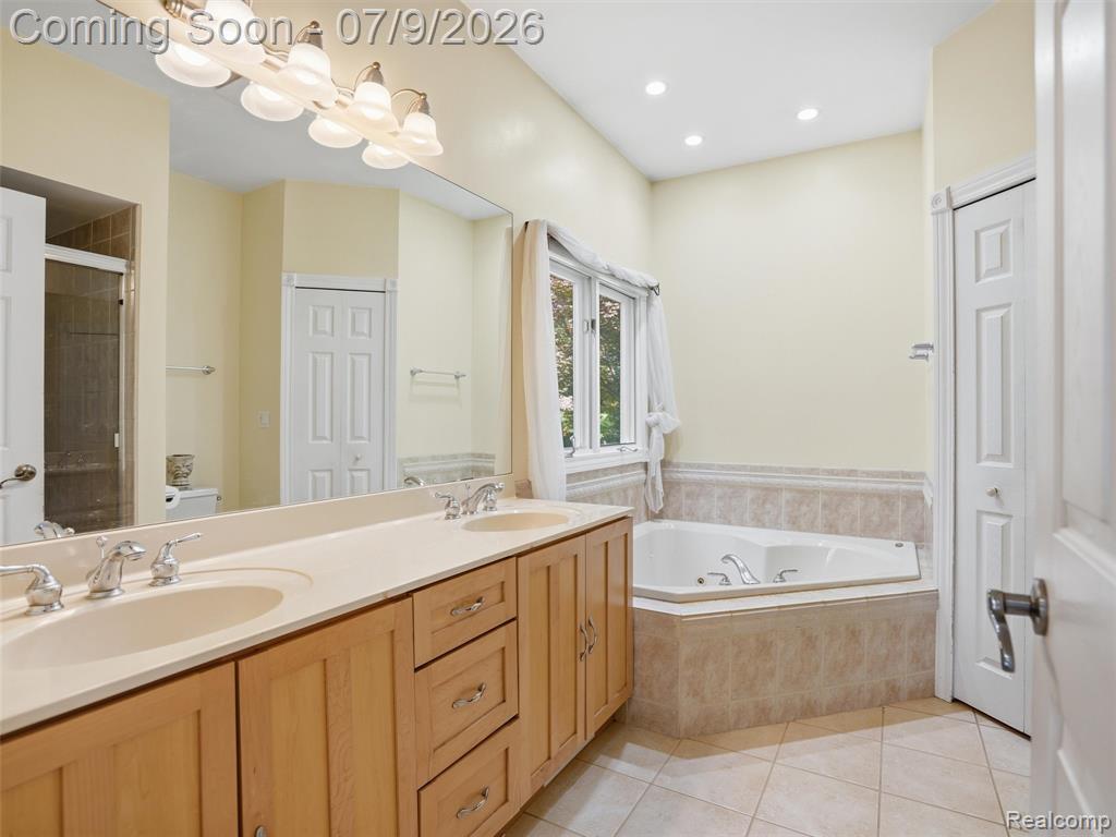 9326 Foley Crossing, Fenton, MI 48430 — Photo 13