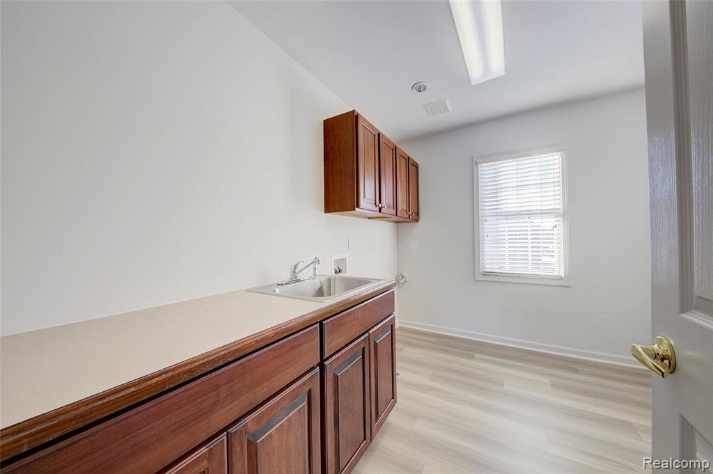 392 Lenox Drive, Canton, MI 48188 — Photo 34