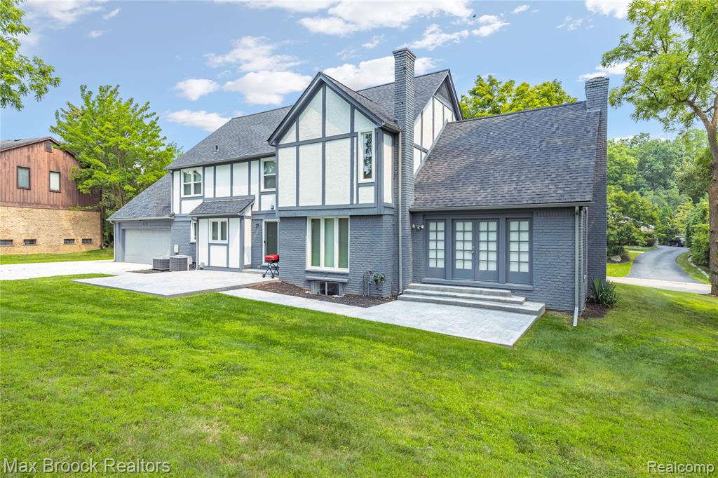 4490 Strathdale Lane, West Bloomfield, MI 48323 — Photo 58