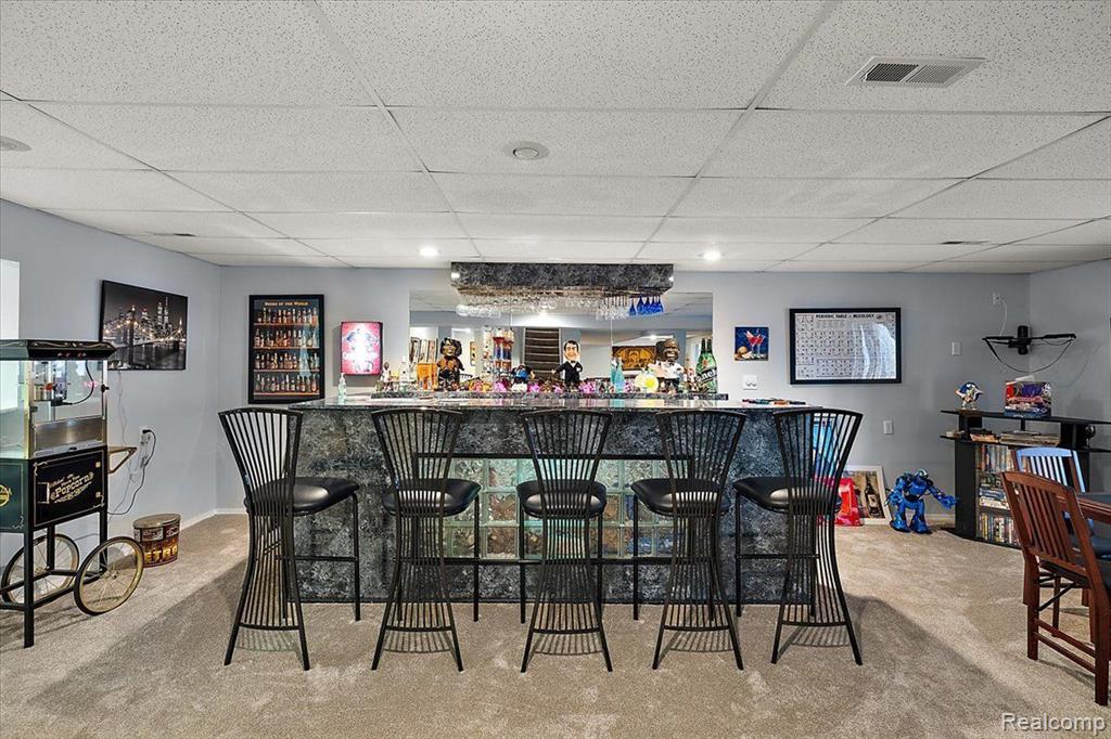 6988 LAKEMONT Circle, West Bloomfield, MI 48323 — Photo 45