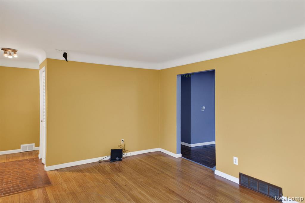 31822 Slumber Lane, Fraser, MI 48026 — Photo 13
