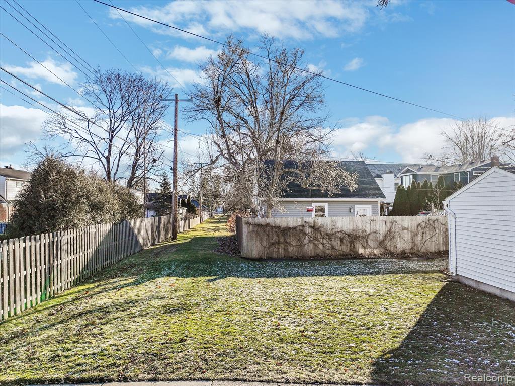 498 Pacific Street, Plymouth, MI 48170 — Photo 6