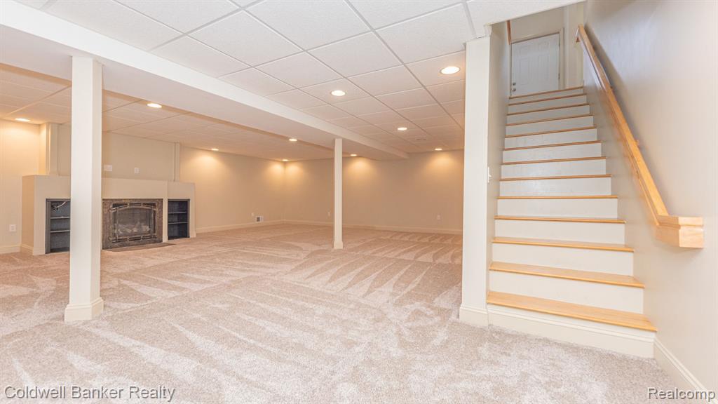 13541 CHRISTINA Lane, Belleville, MI 48111 — Photo 42