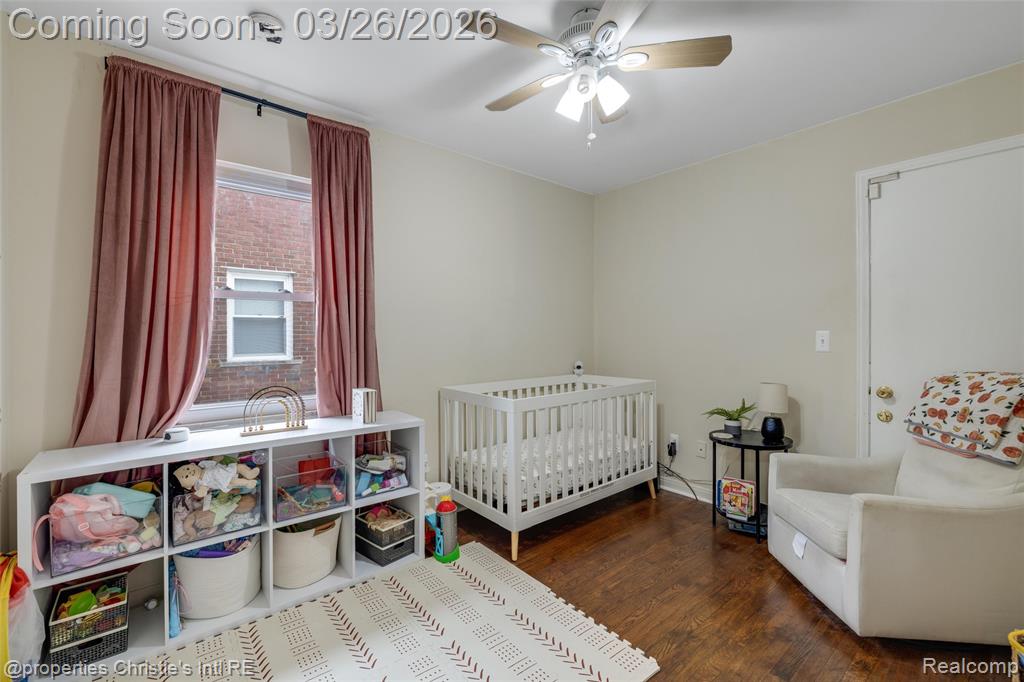 20631 Lochmoor Street, Harper Woods, MI 48225 — Photo 21