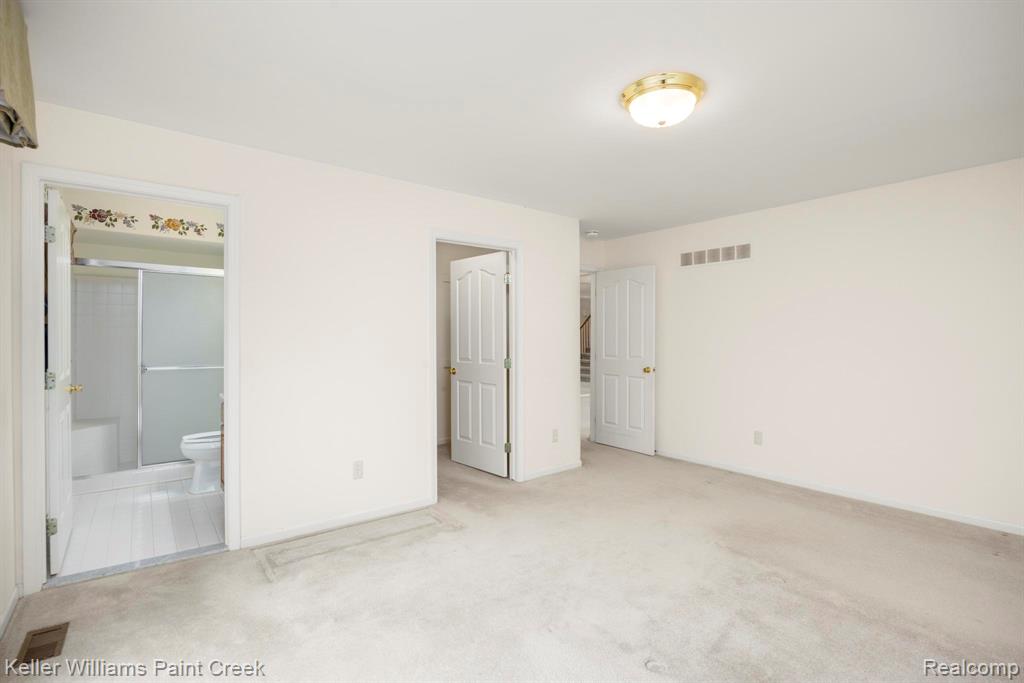 54710 Bellingham Drive, Utica, MI 48316 — Photo 31