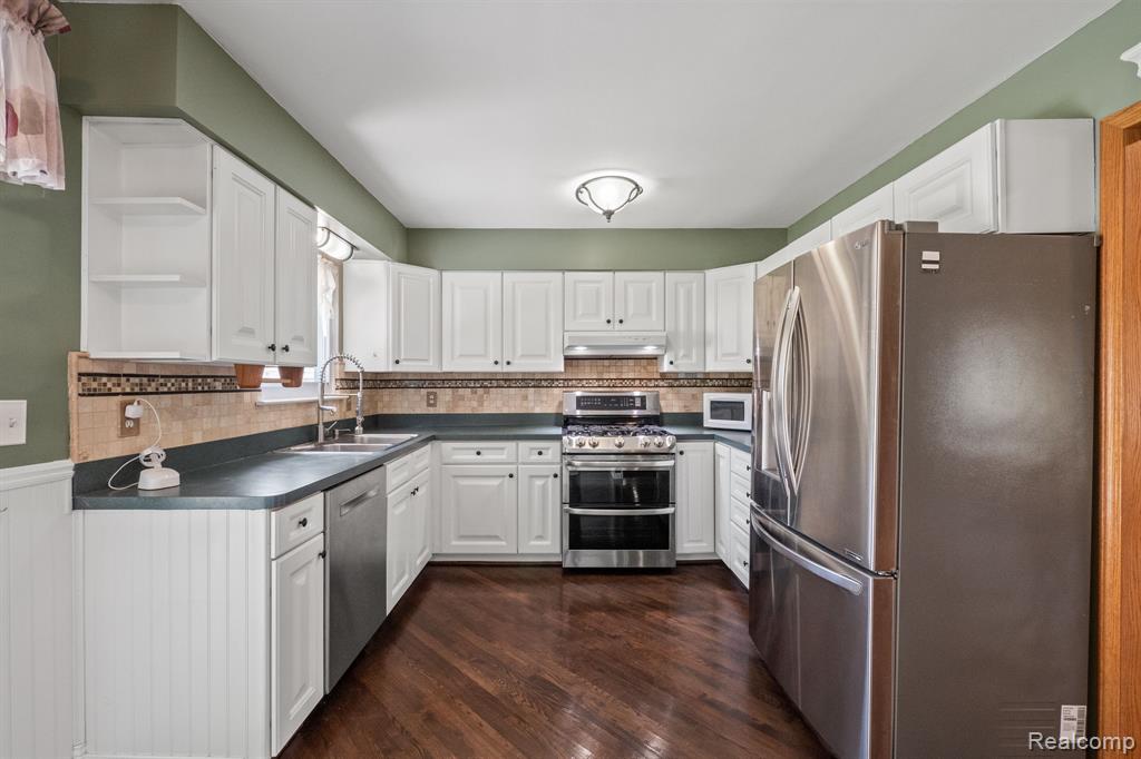 749 Mariday Street, Lake Orion, MI 48362 — Photo 6