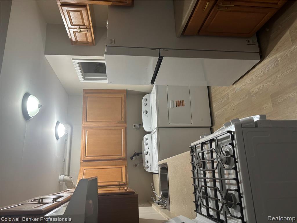 41223 S Woodbury Green Drive, Belleville, MI 48111 — Photo 5