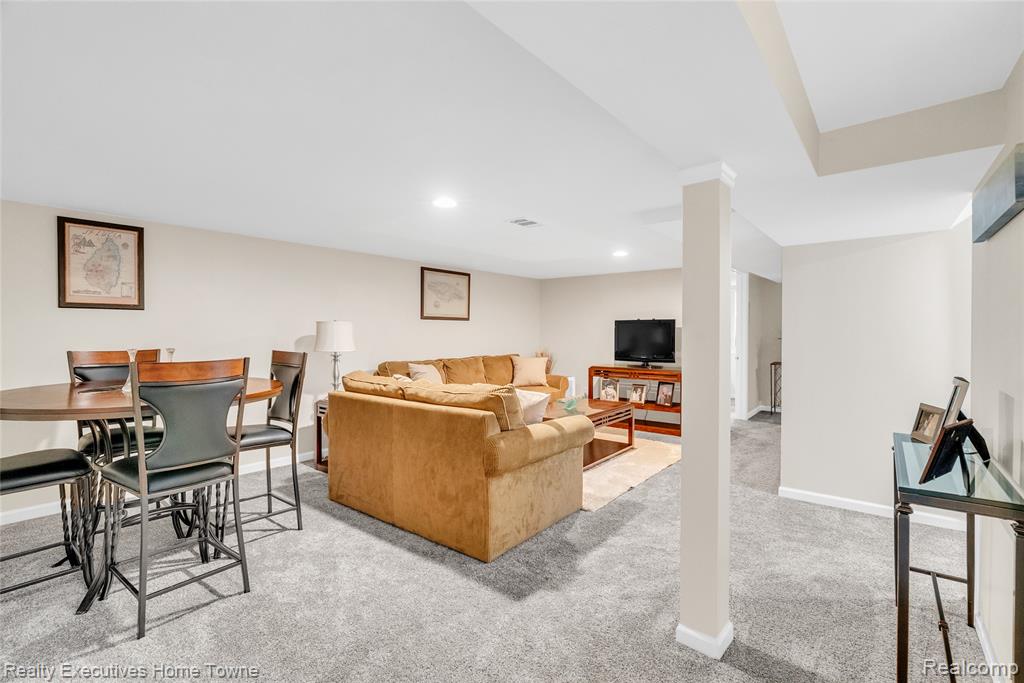 2640 Huckleberry Lane, Port Huron, MI 48060 — Photo 23