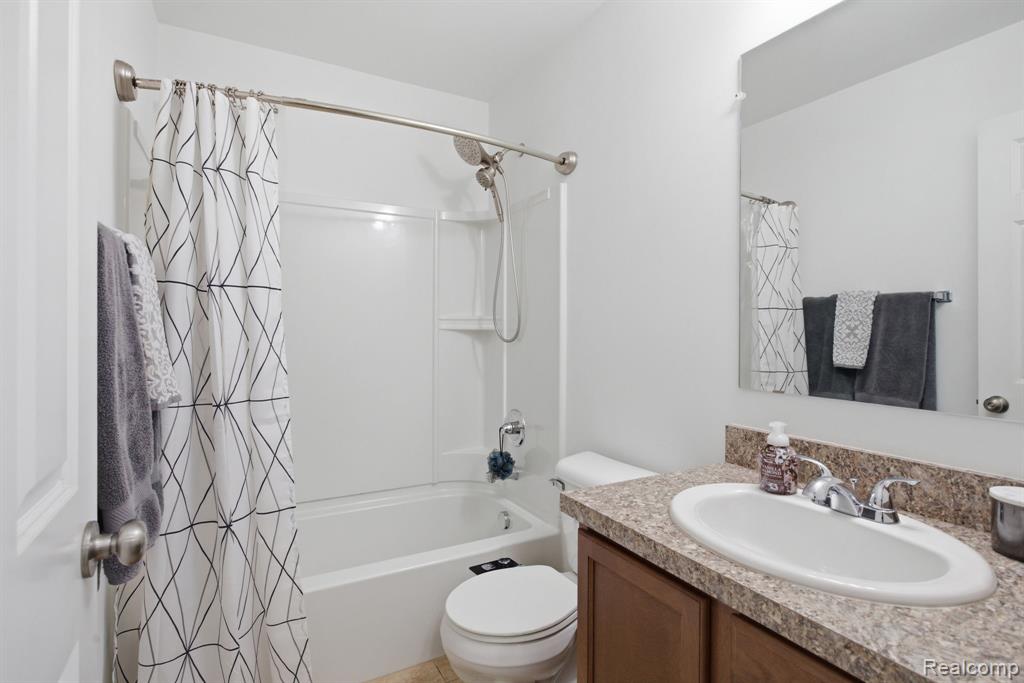 28720 Apple Blossom Drive, Flat Rock, MI 48134 — Photo 27