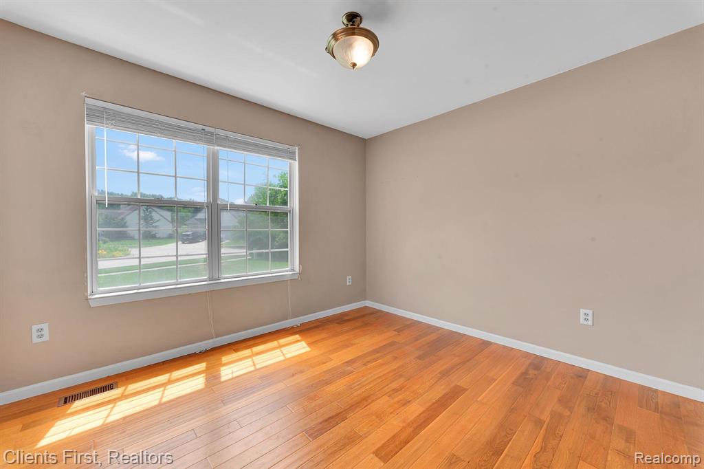 616 Light Tower Drive, Belleville, MI 48111 — Photo 24