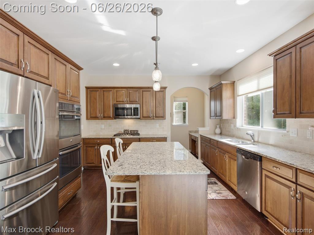 583 Birchcrest Court, Oakland, MI — Photo 19