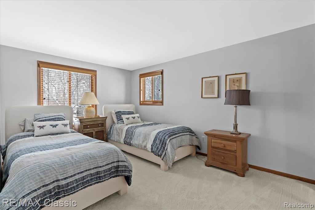 5067 Oakwood Court, Commerce Twp, MI 48382 — Photo 30