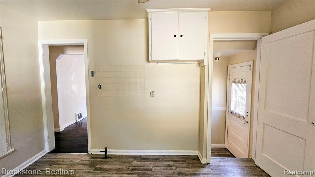 7336 Chatham, Redford, MI 48239 — Photo 14