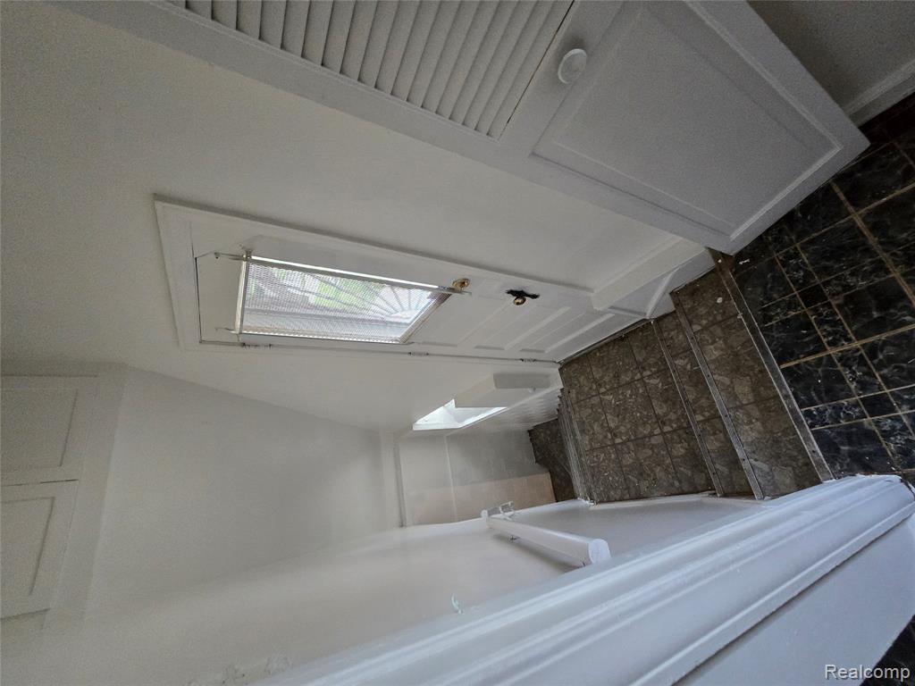 7683 Greenview Avenue, Detroit, MI 48228 — Photo 20