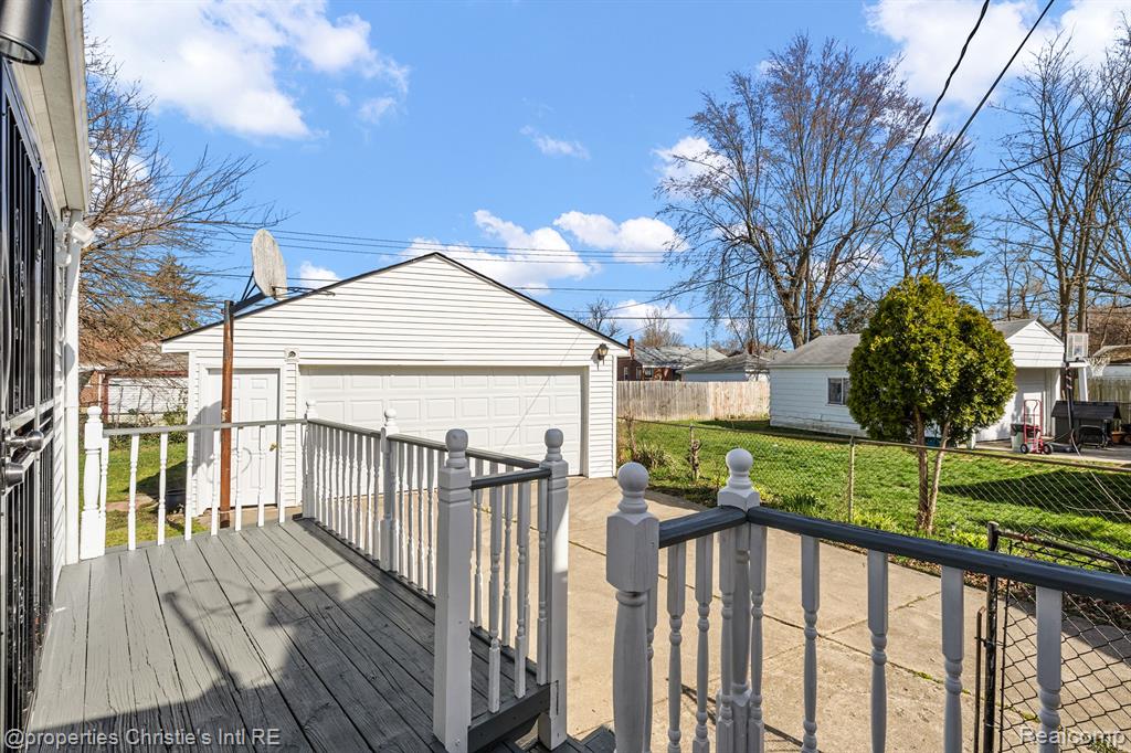 411 GREENWOOD Street, Inkster, MI 48141 — Photo 23