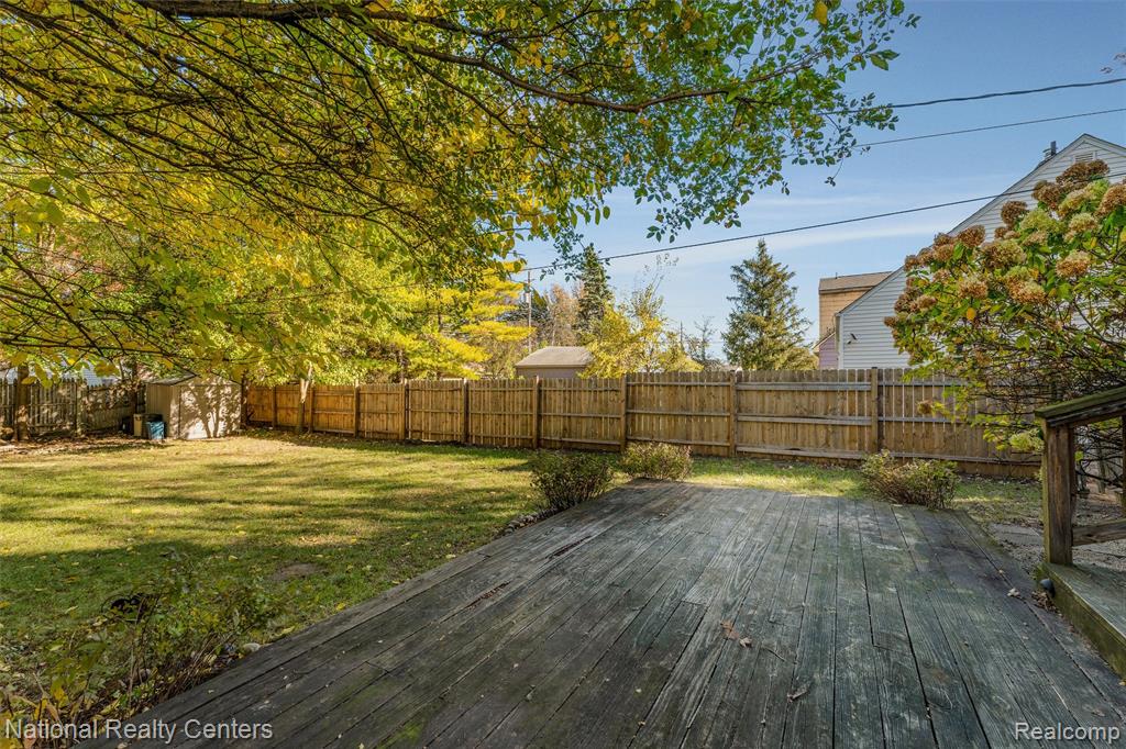 437 E Marshall Street, Ferndale, MI 48220 — Photo 27