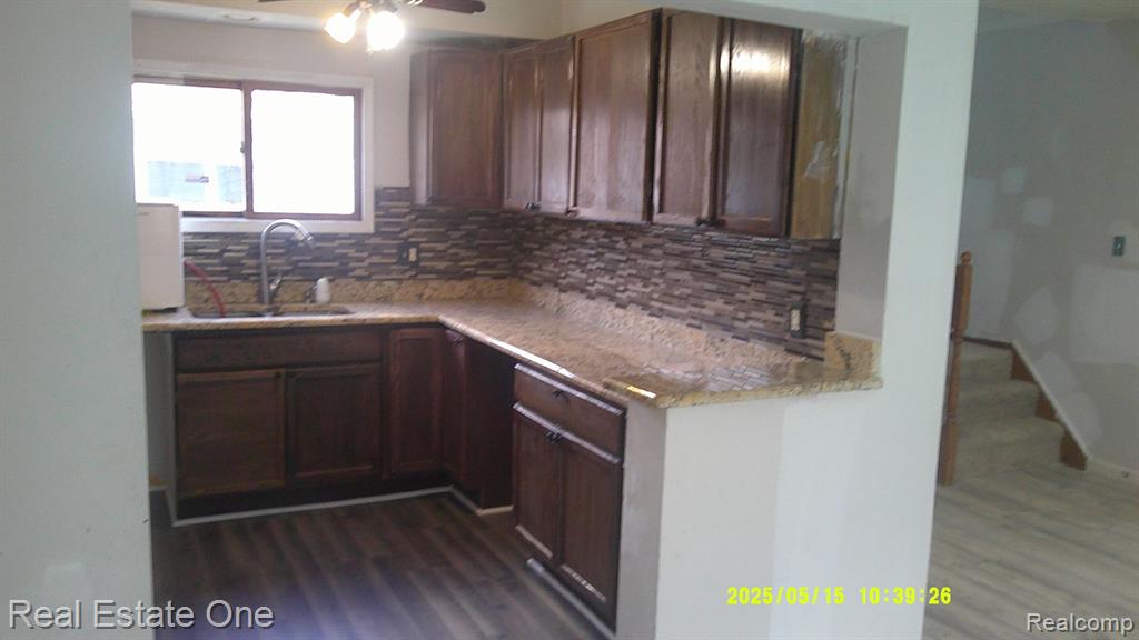 5894 JACKSON Street, Taylor, MI 48180 — Photo 10