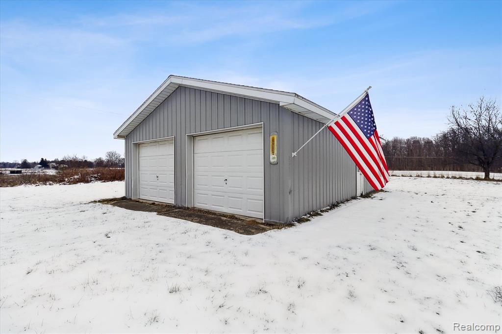 3552 BISHOP Road, Dryden, MI 48428 — Photo 31