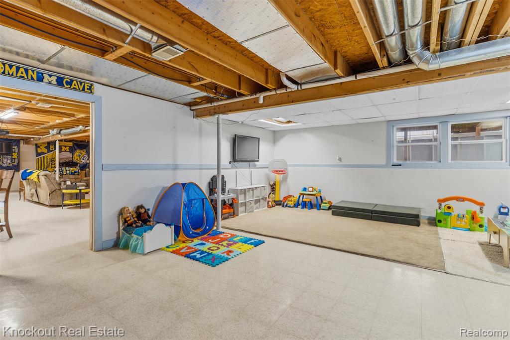 4800 Howell Road, Otter Lake, MI 48464 — Photo 35