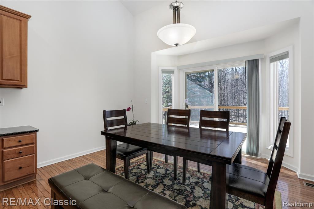 41547 BURROUGHS Avenue, Novi, MI 48377 — Photo 18