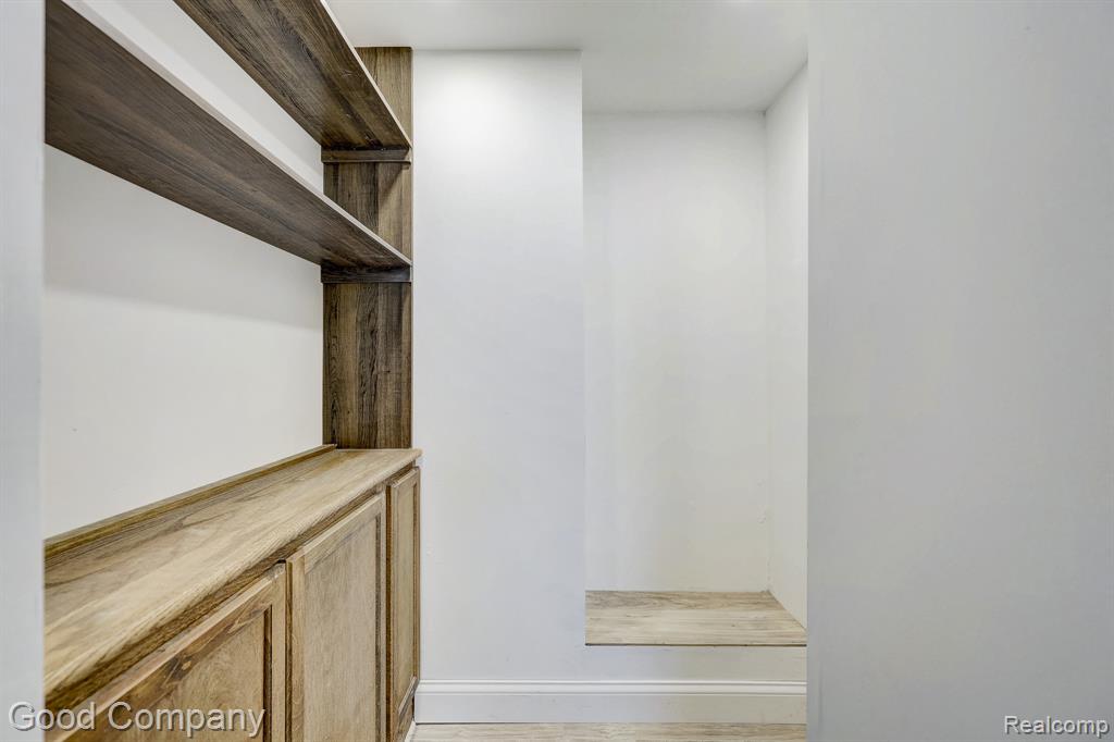 736 E Meyers Avenue, Hazel Park, MI 48030 — Photo 19