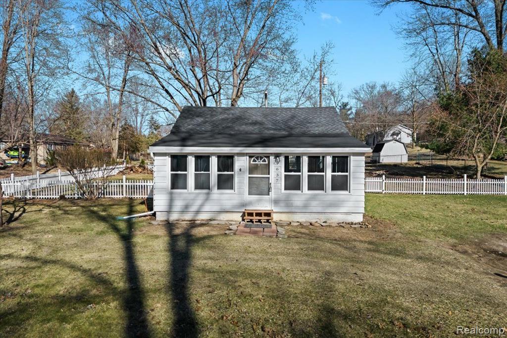 9637 PALMER Road, Whitmore Lake, MI 48189 — Photo 19