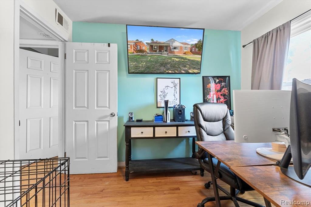 6365 Buckingham Avenue, Allen Park, MI 48101 — Photo 14