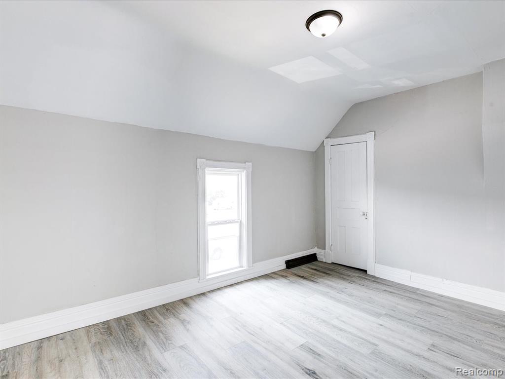 718 Superior Street, Port Huron, MI 48060 — Photo 21