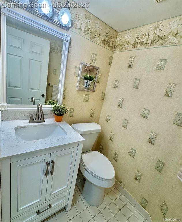 70 Pine Tree Ridge Drive, 2, Waterford, MI 48327 — Photo 32