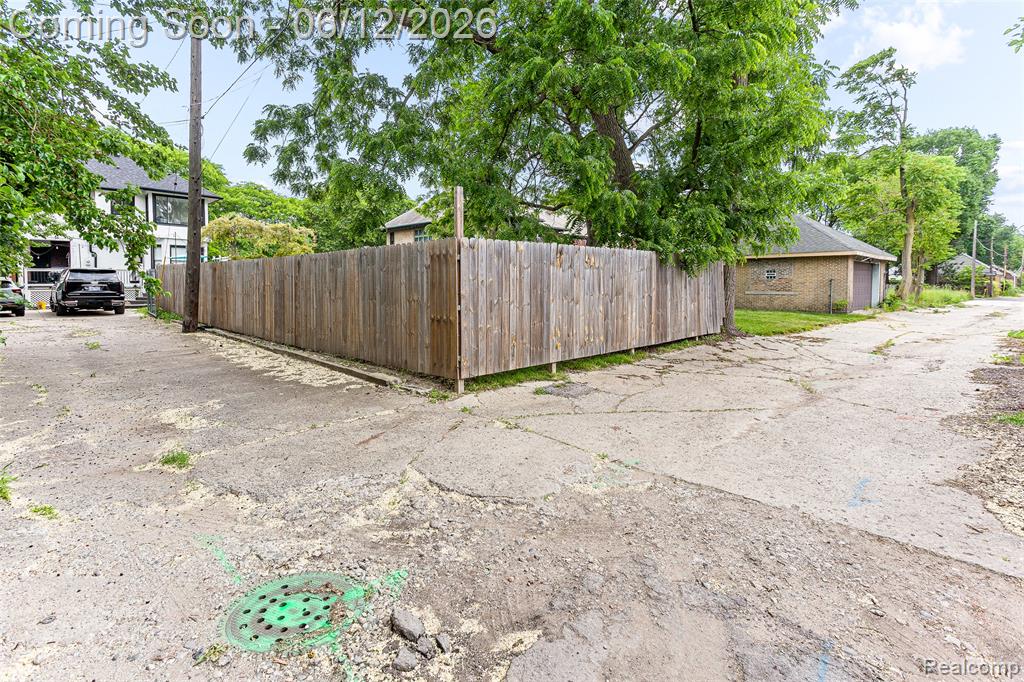 7641 La Salle Boulevard, Detroit, MI 48206 — Photo 60