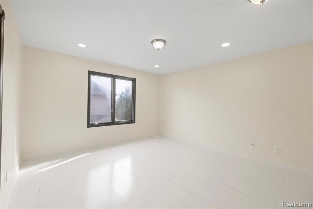 57474 STONEBRIAR Drive, Washington, MI — Photo 27