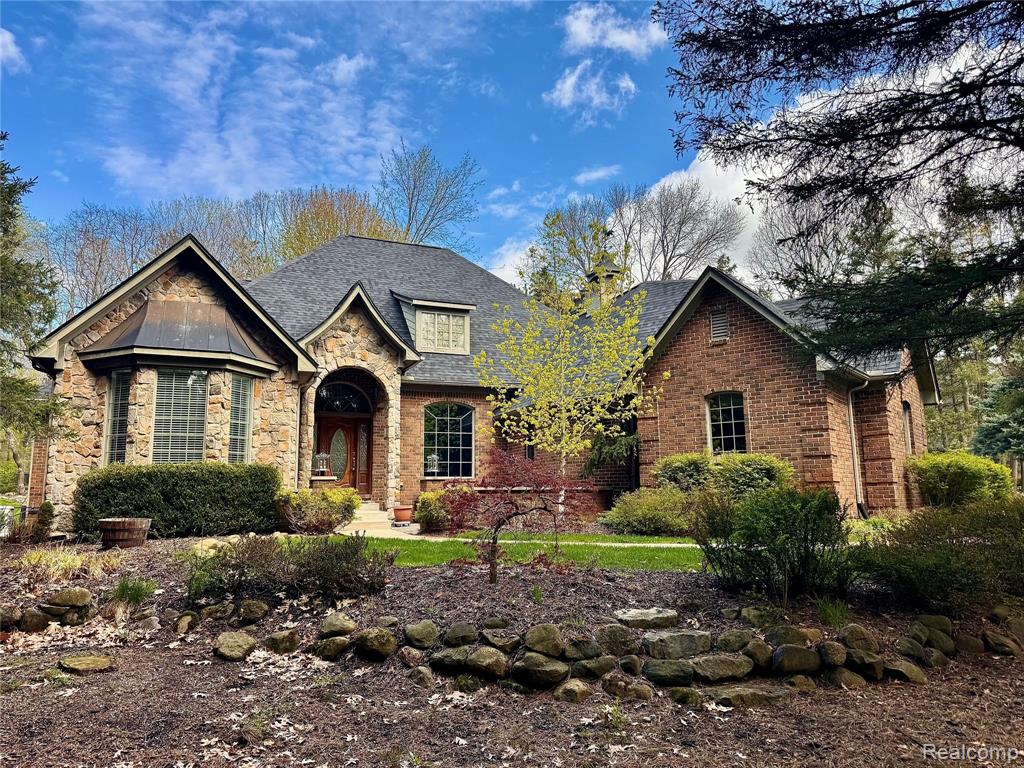 4456 Medford Hill Drive, Metamora, MI 48455 — Photo 2