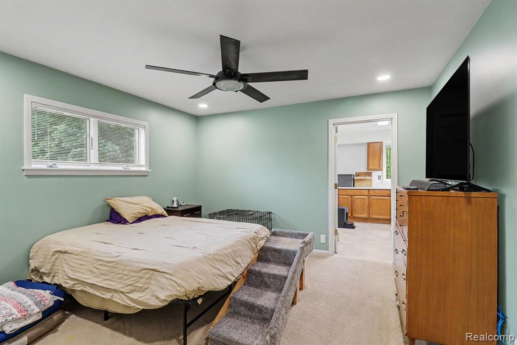 9442 WOODSIDE Trail, Swartz Creek, MI 48473 — Photo 16