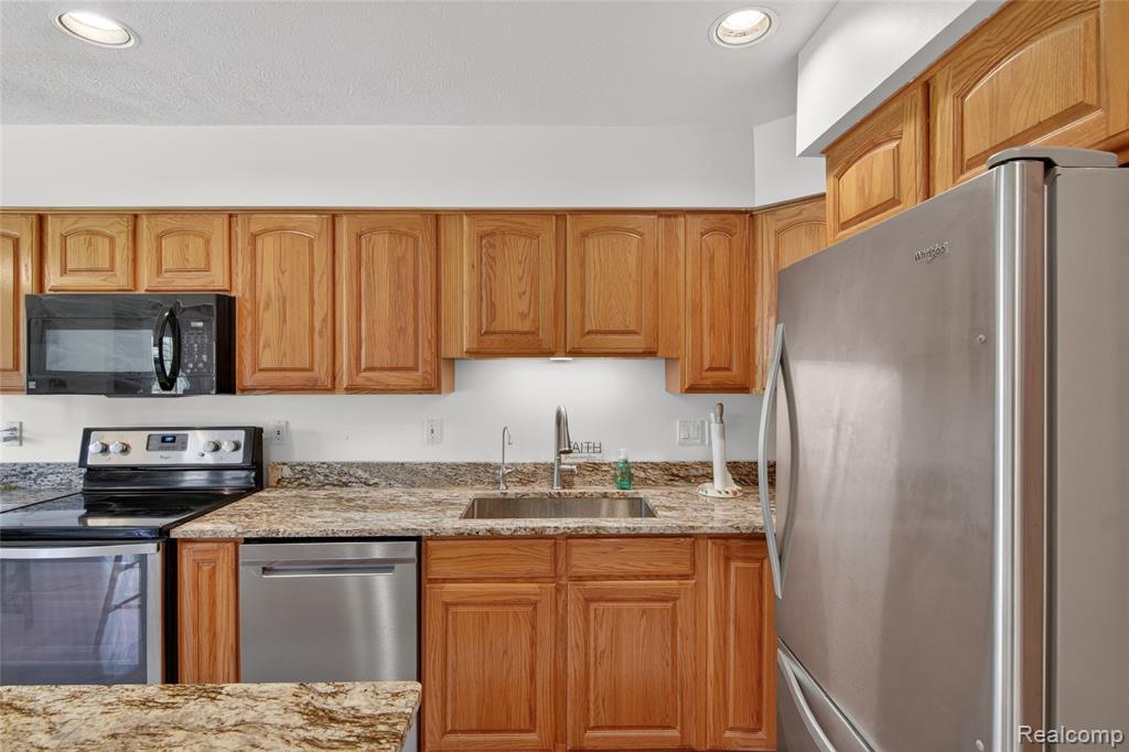 7233 Hague Avenue, Jackson, MI 49201 — Photo 8