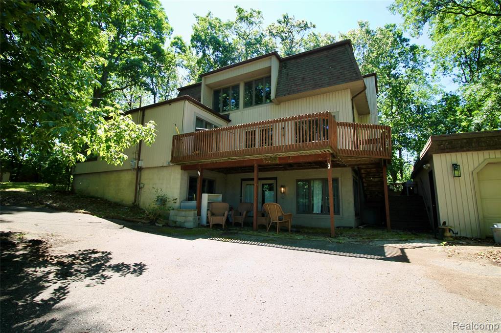 3515 Lahring, Linden, MI 48451