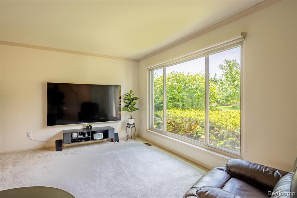 45536 MORNINGSIDE Road, Canton, MI 48187 — Photo 7