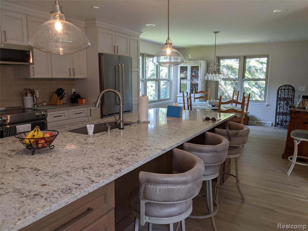 5250 Bronco Drive, Clarkston, MI — Photo 10