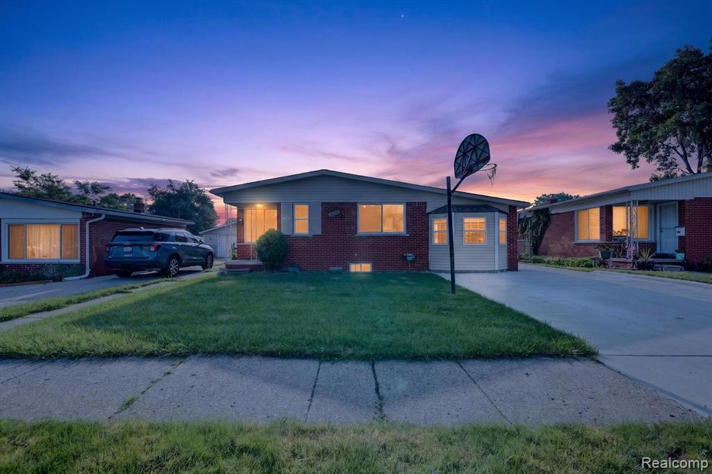 30534 Hennigan Street, Roseville, MI 48066 — Photo 40