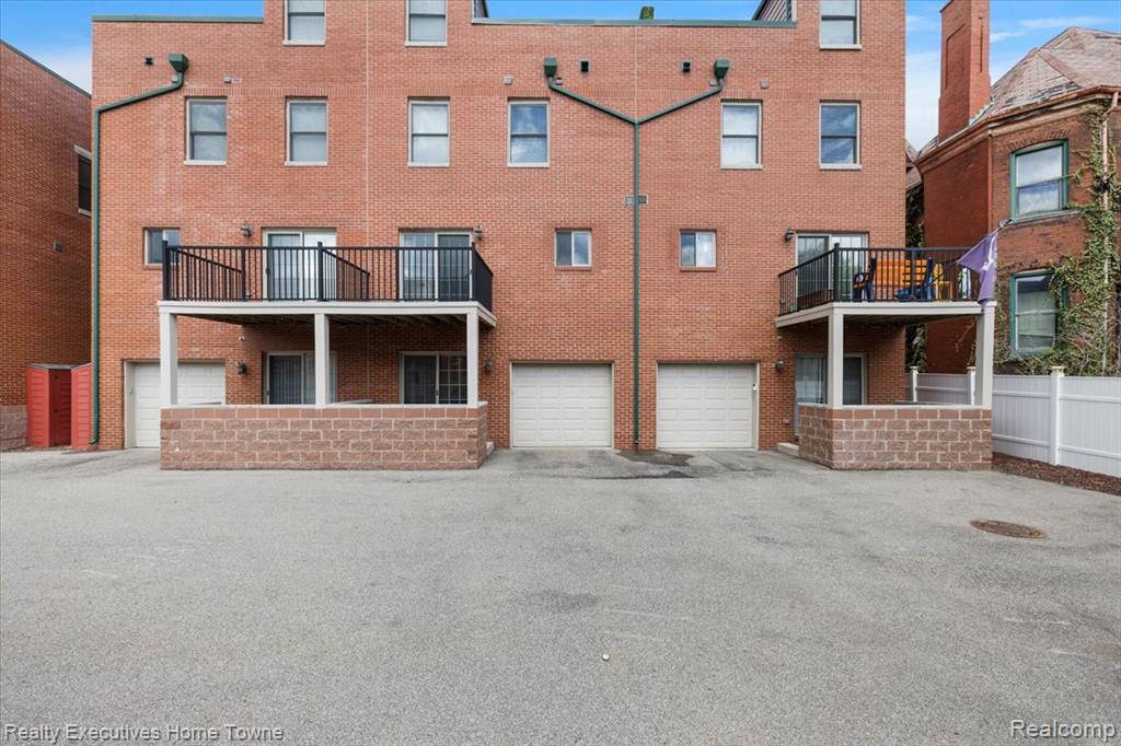 236 Erskine Street Erskine Street Unit 23, Detroit, MI 48201 — Photo 45
