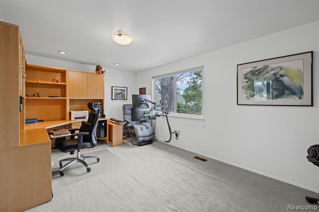 917 HUMPHREY Avenue, Birmingham, MI 48009 — Photo 26